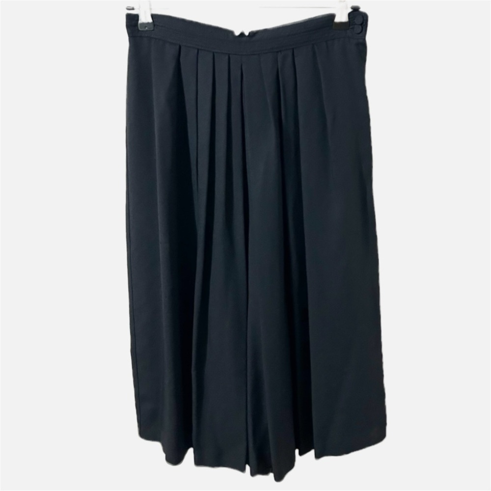 Vintage Unbranded Pleated Front Gaucho Pants Wide Legs Zip Closure with Buttons